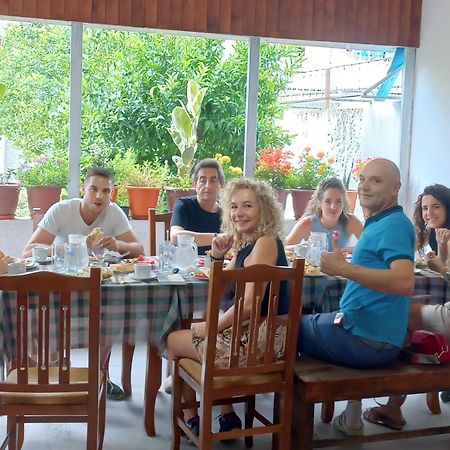 Villa Oasis Берат Екстериор снимка