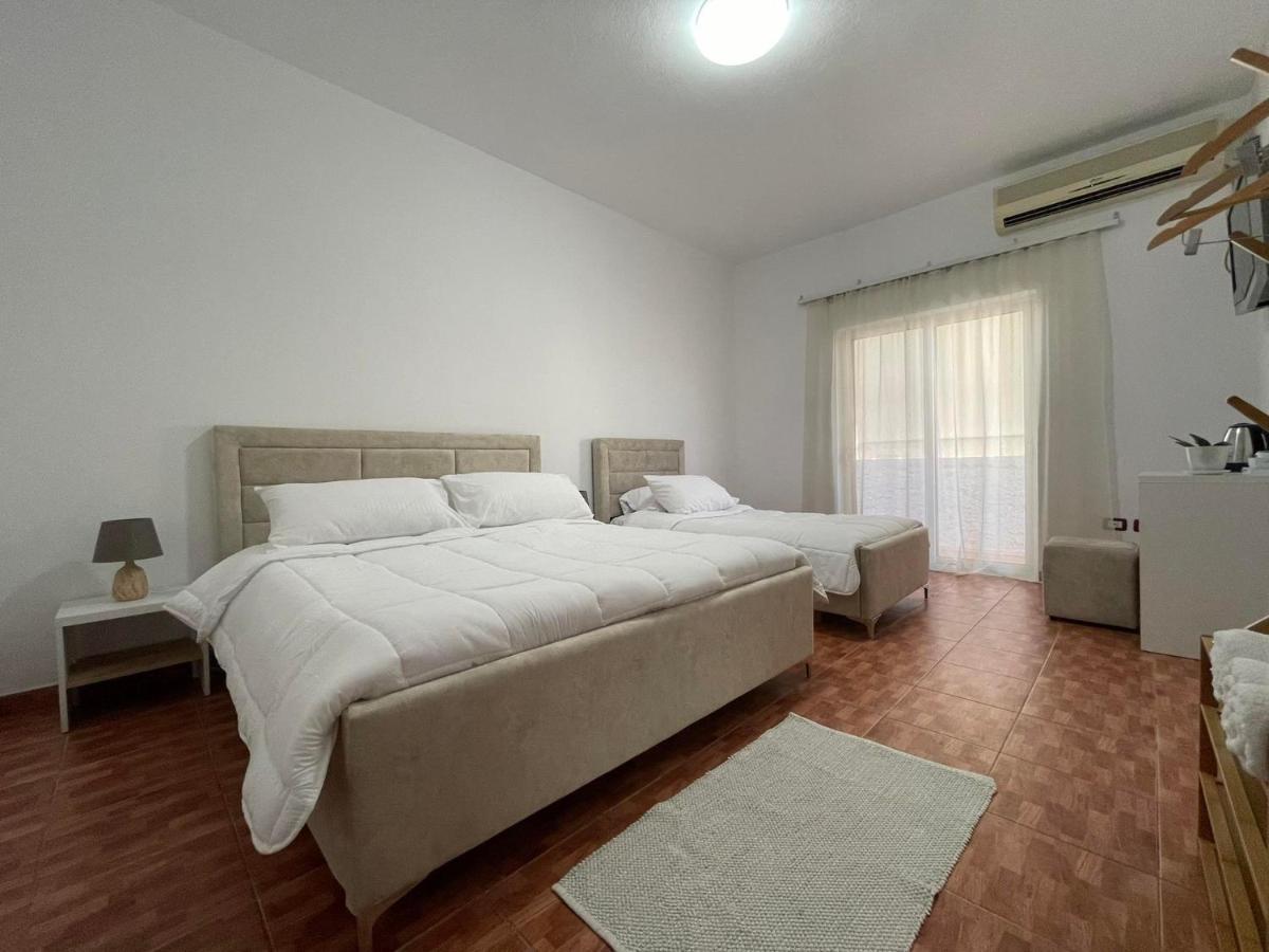 Villa Oasis Берат Екстериор снимка