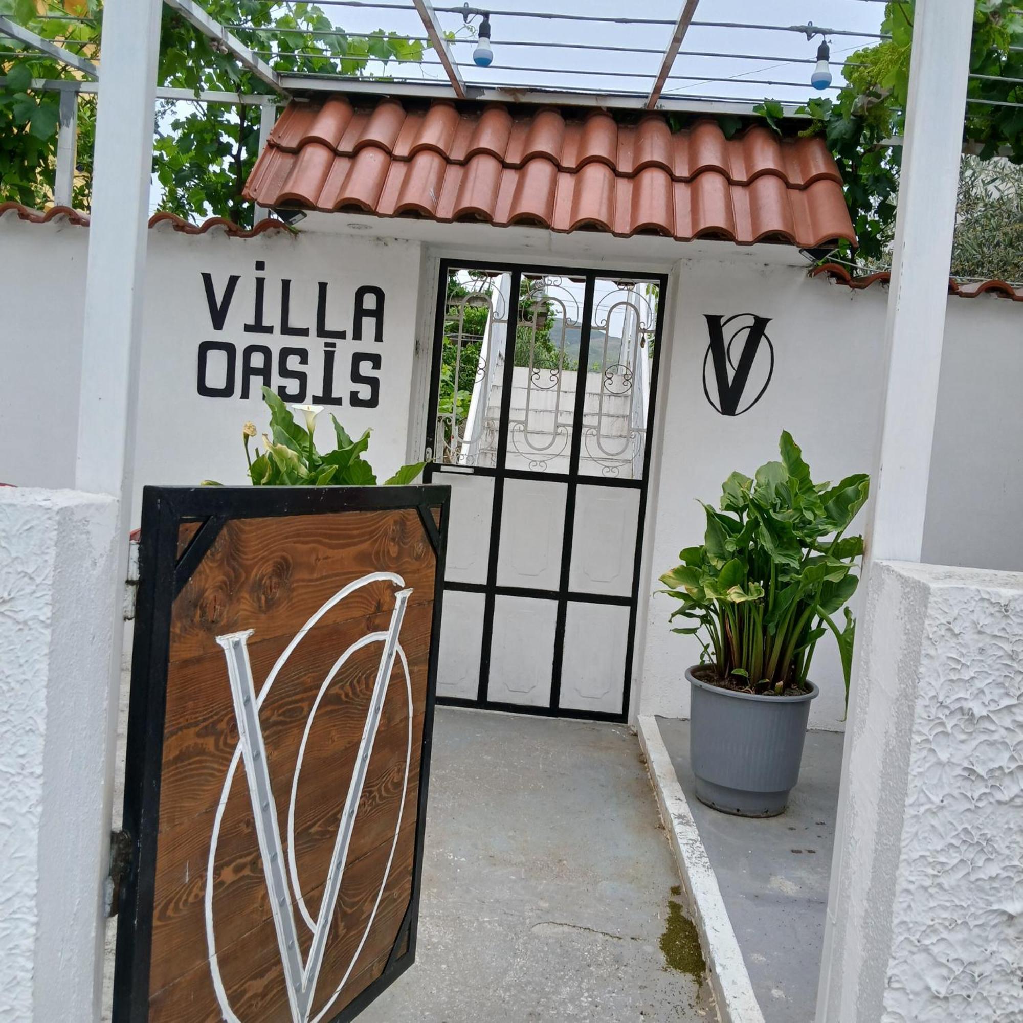Villa Oasis Берат Екстериор снимка